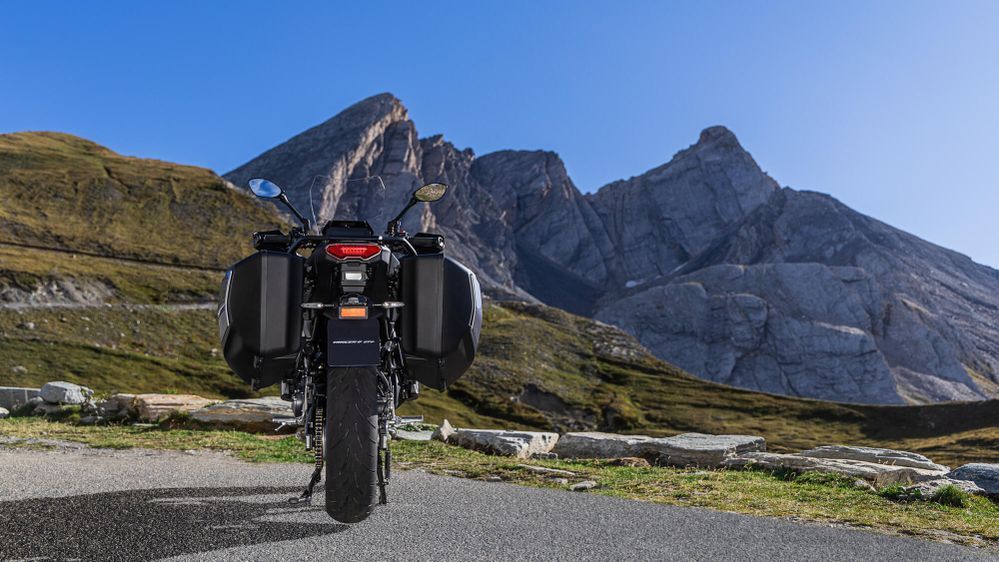 Yamaha TRACER 9 GT+ 2025