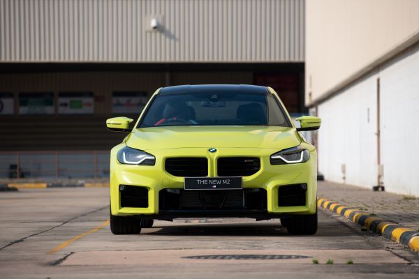 BMW M2 2025 รถสปอร์ตคูเป้ใหม่ เพิ่มกำลังเครื่องยนต์ 20 แรงม้า 