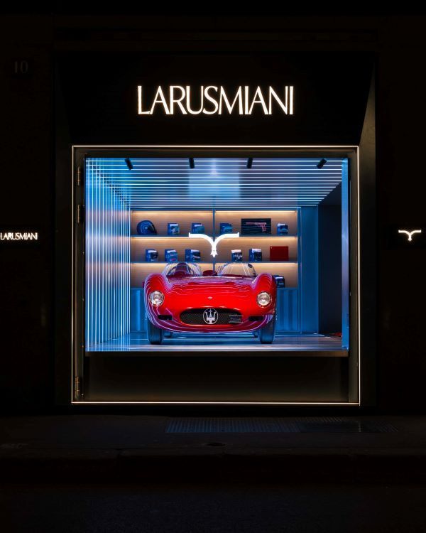 มาเซราติ จัดแสดงยนตรกรรมคลาสสิก 200S งาน LARUSMIANI Automotive Gallery 2025