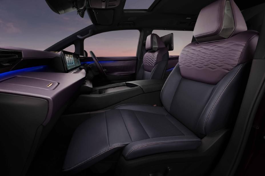 NISSAN Elgrand 2025-2026 เบาะโดยสาร