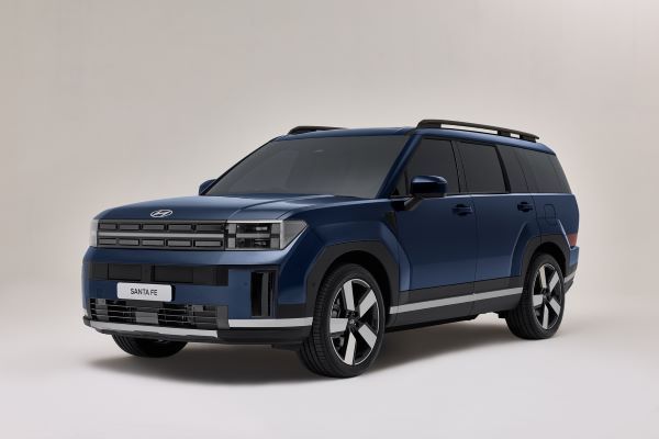 SANTA FE Hybrid 2026 ด้านหน้า-ด้านข้าง