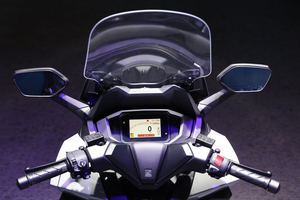 Honda Forza350 TFT