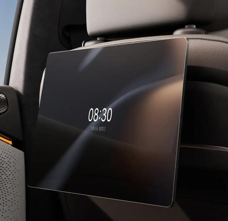 ZEEKR 007GT หน้าจอผู้โดยสารตอนหลัง