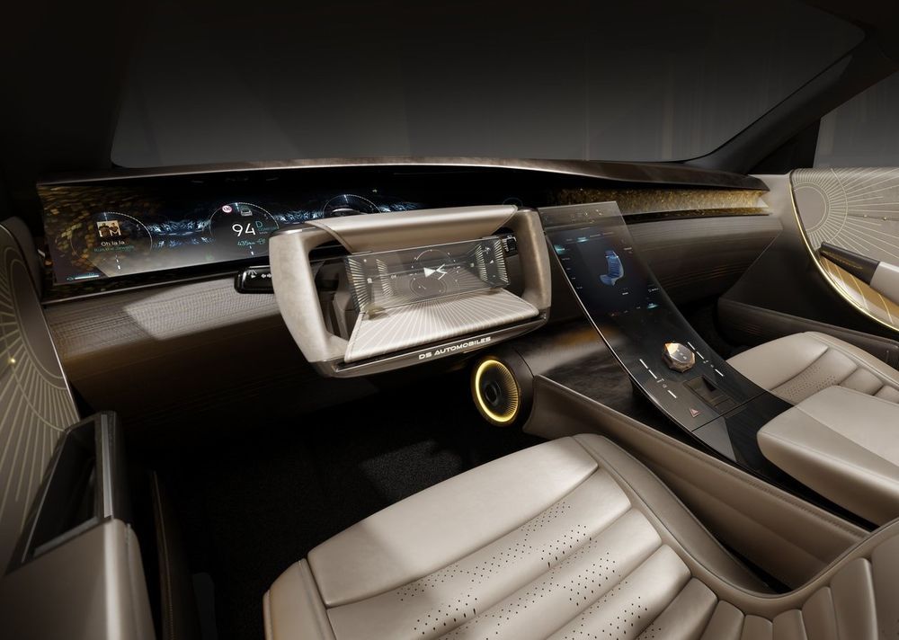 DS SM Tribute Interior