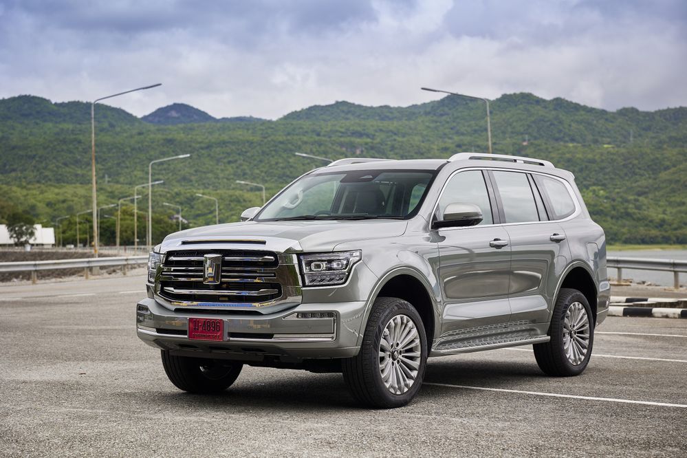 เปรียบเทียบ Tank 500 Diesel กับ Fortuner Leader
