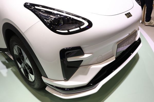 GEELY EX2 2026 รุ่นพิเศษ กระจังหน้า