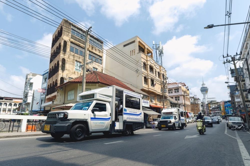 Toyota พลิกโฉมการเดินทาง! เปิดตัวรถสองแถวนวัตกรรมใหม่บริการในจังหวัดสมุทรปราการ