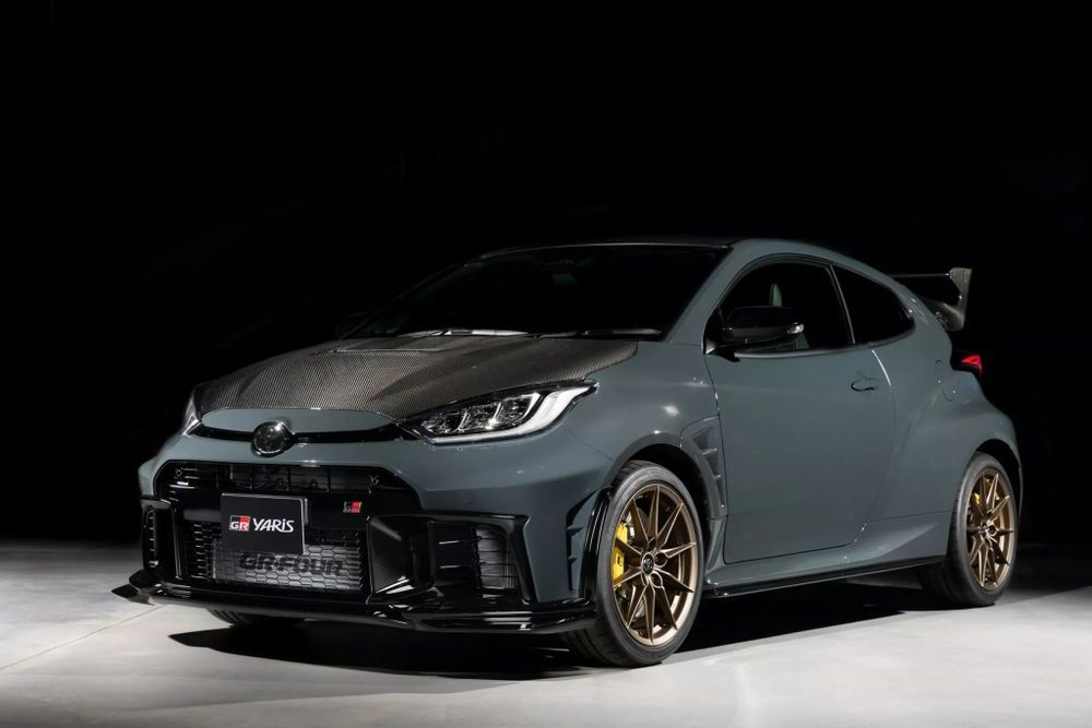 GR Yaris Morizo RR ด้านหน้า