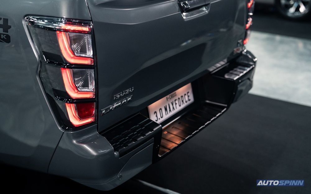ISUZU V-CROSS 4x4