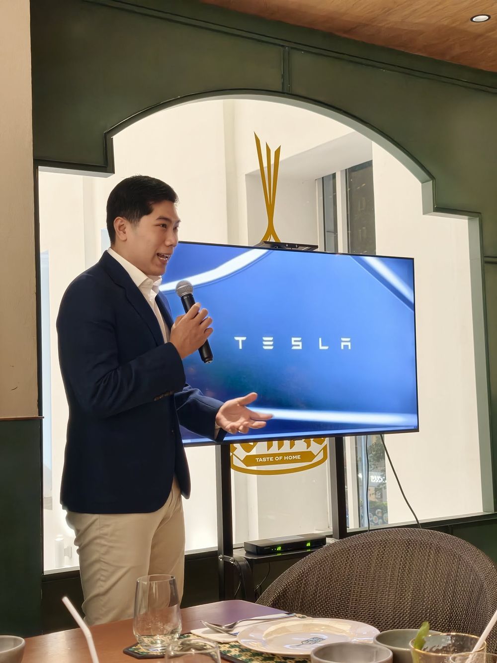 พิชญุตม์ วงศ์พัฒนาสิน (แฮม) Tesla Thailand