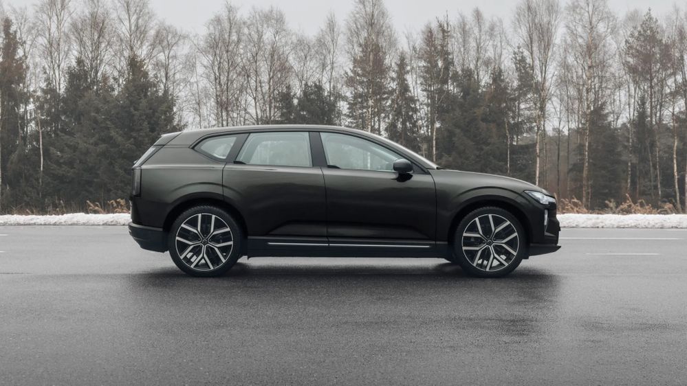 Volvo EX60 มิติตัวถังด้านข้าง