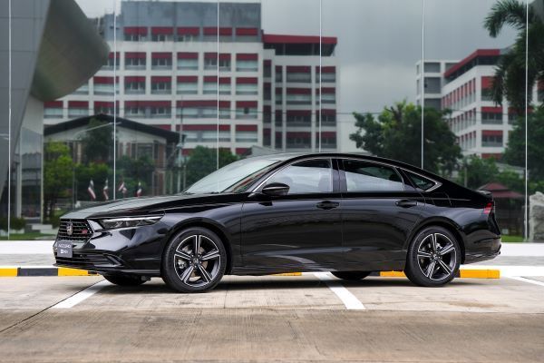 New Accord eHEV RS 2025 ภายนอก
