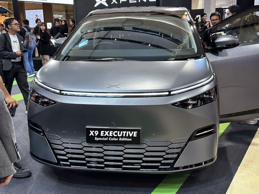 XPENG X9 Executive Special Color Edition