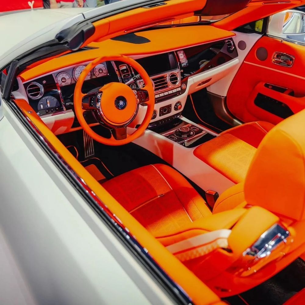 Rolls-Royce Dawn Venuum (ห้องโดยสาร)