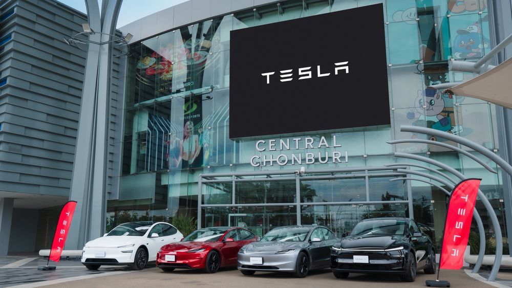 Tesla Experience Center ชลบุรี
