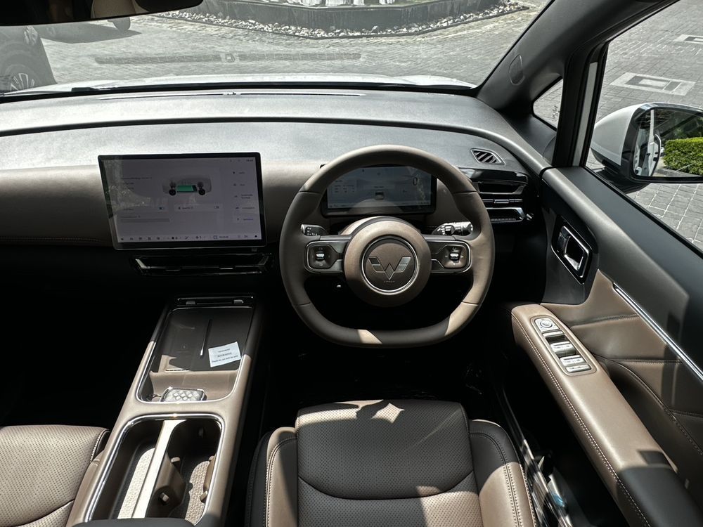 WULING STARLIGHT DARION EV