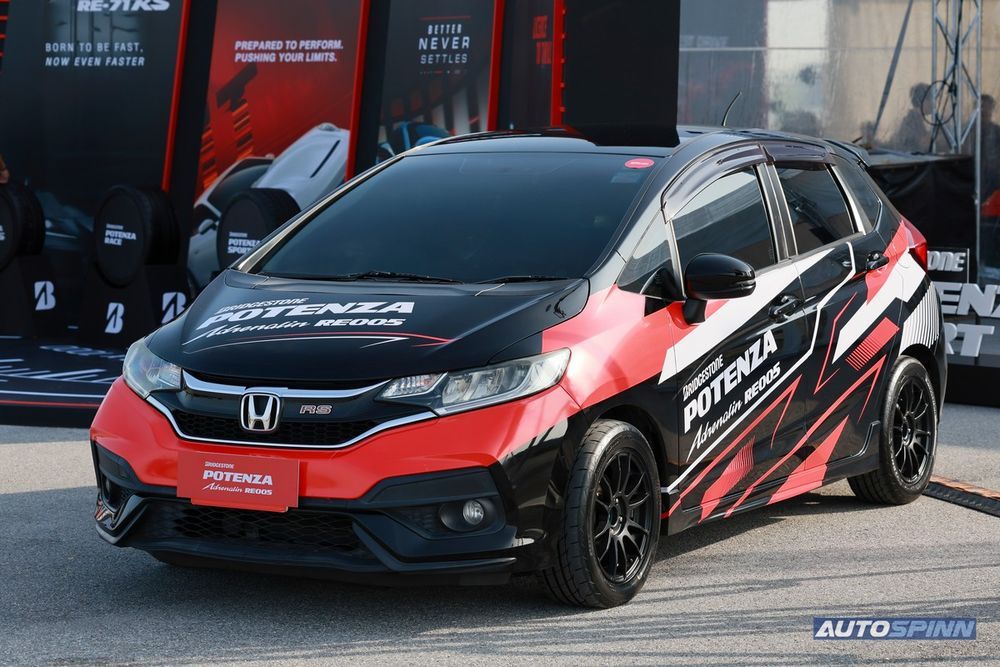 BRIDGESTONE POTENZA Adrenalin RE005