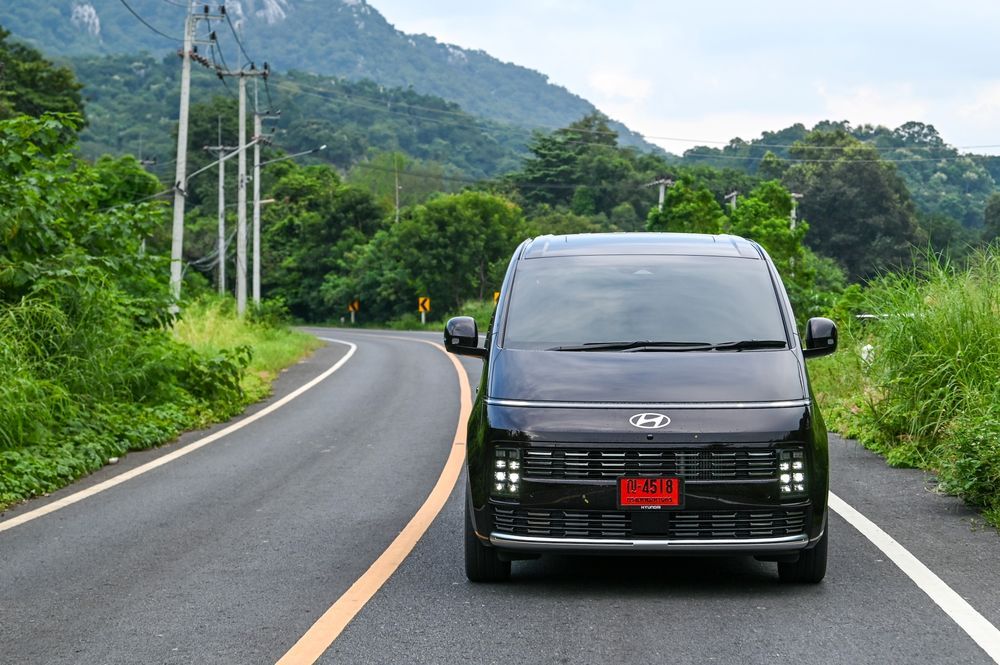 สเปก Hyundai new STARIA Hybrid