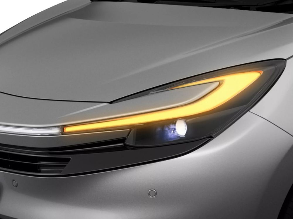 Toyota Aqua Minorchange ไฟเลี้ยวคล้าย Prius