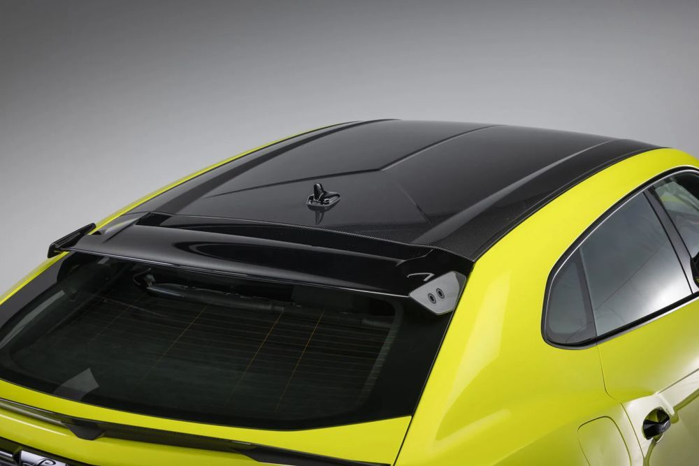 Lamborghini Urus Performante SE หลังคา