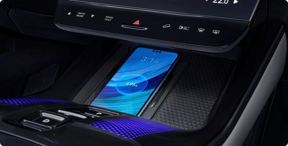 Honda S7 wireless charger