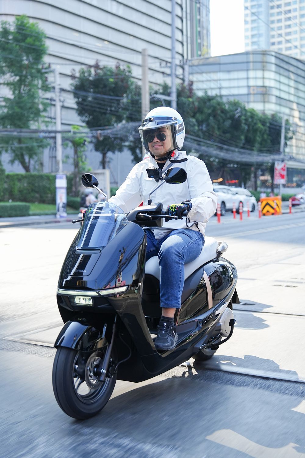 Honda UC3 Black Ride Paknam536