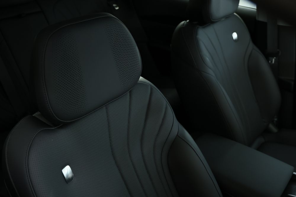 GEELY STARRAY EM-R ลำโพงที่หัวหมอน 2 ตำแหน่ง