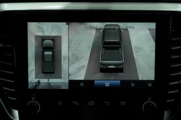 Isuzu D-Max V-Cross 2025-2026 เทคโนโลยีและระบบความปลอดภัย