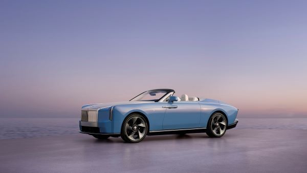 Rolls-Royce เผยโฉม Project Nightingale ลิมิเต็ดเพียง 100 คันทั่วโลก 1