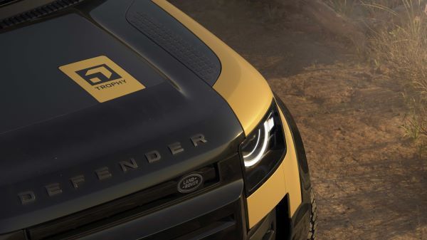 Land Rover Defender 110 Trophy Edition 2025 ฝากระโปรง