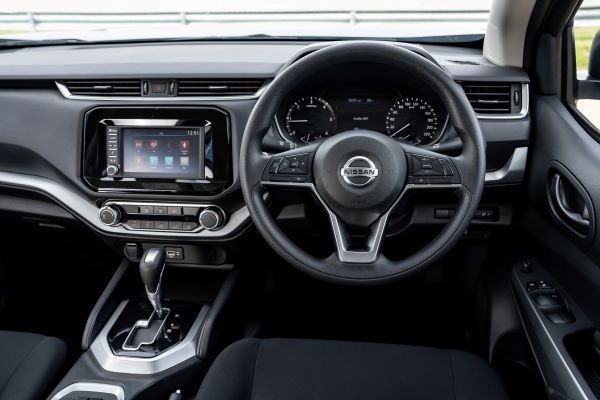 NAVARA DC SL 2025 ภายใน