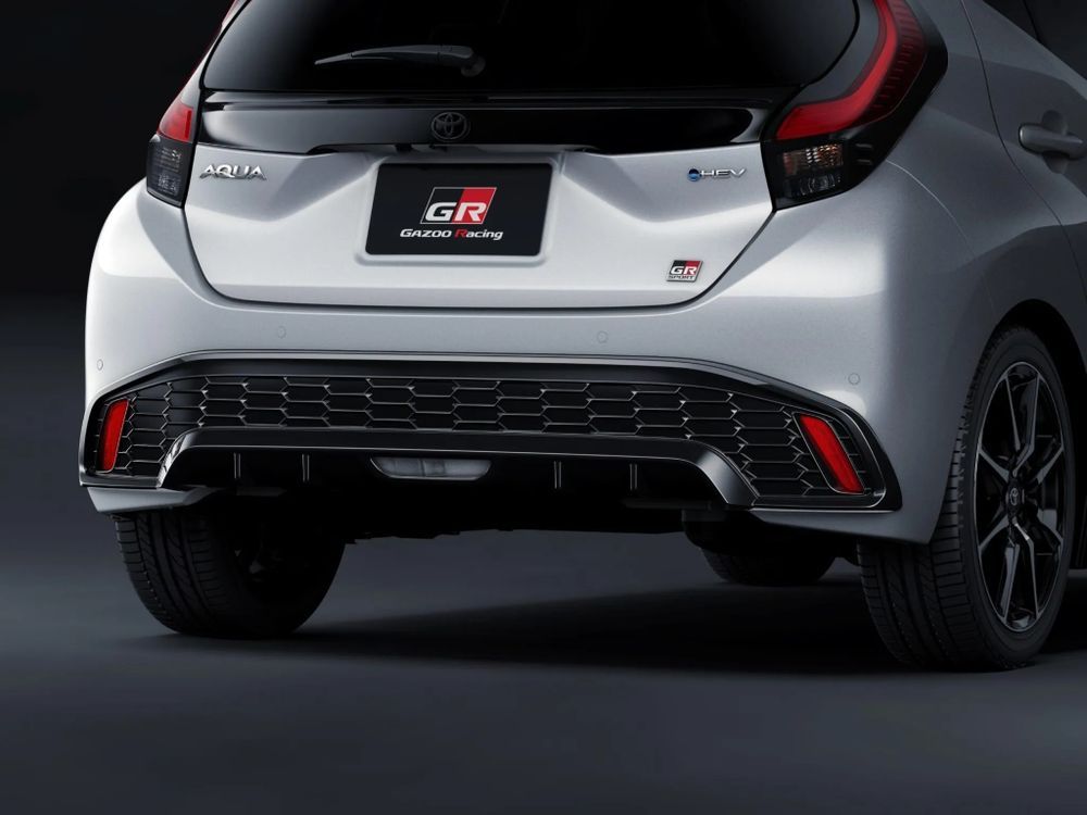 Toyota Aqua GR Sport ชุดแต่งด้านท้าย