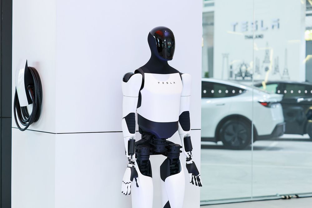 Tesla Center พระราม 5