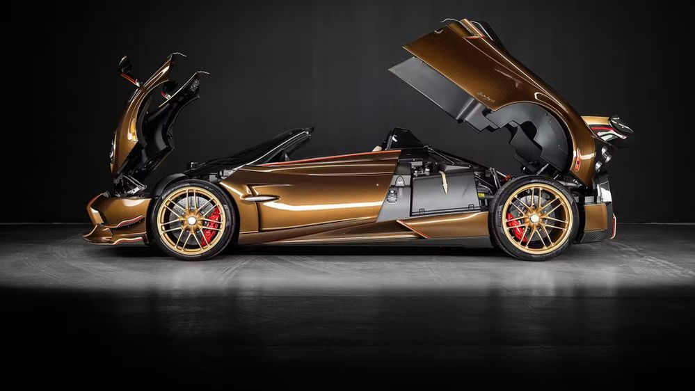 Pagani Huayra Roadster BC Supernova ด้านข้าง