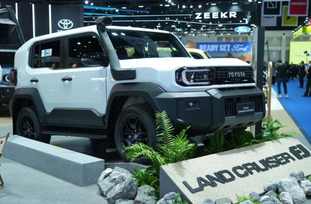 TOYOTA ยันไม่ปรับเป้าขาย แม้เศรษฐกิจ-สงครามรุมเร้า รอประเมินสถานการณ์ก่อนขยับ 2026