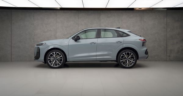 The all-new Audi Q3 SUV และ Sportback 1