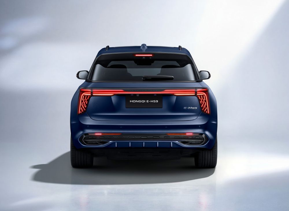 HONGQI E-HS9 ด้านท้าย