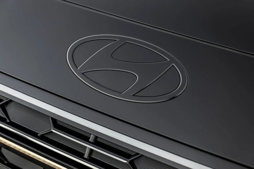 Hyundai Palisade Black Ink Edition โลโก้ Hyundai
