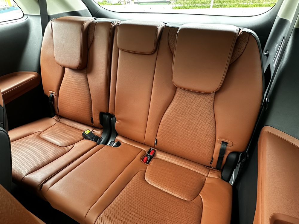 Kia Carnival HEV 2025