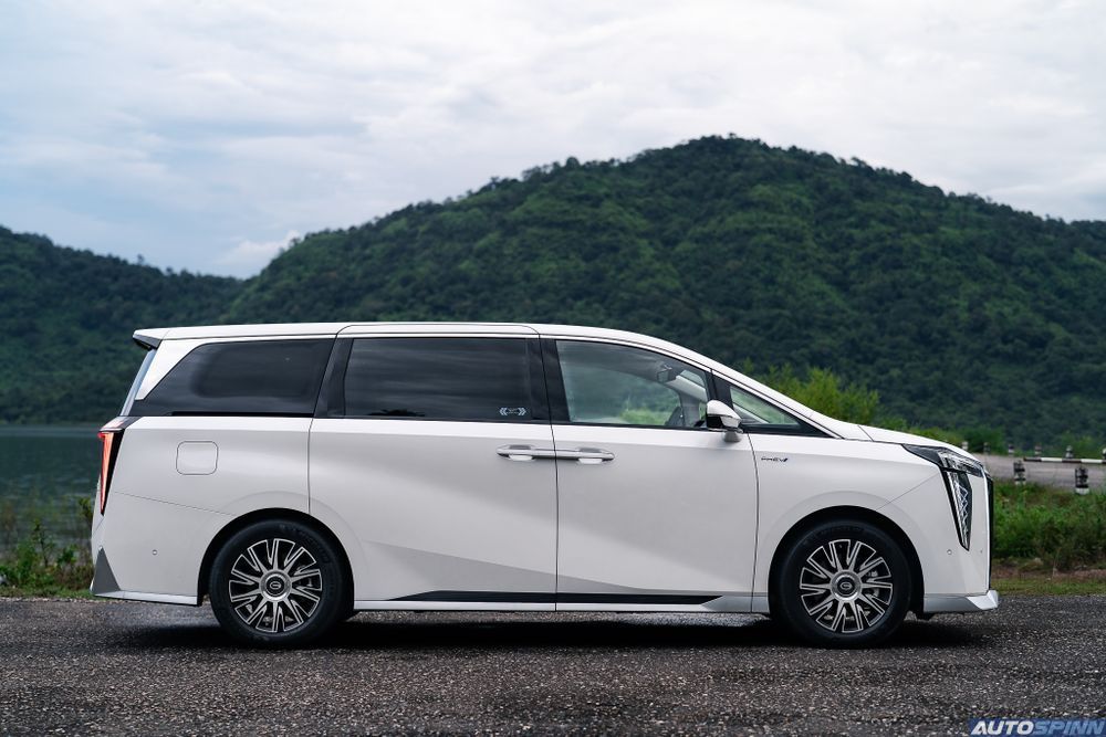 รีวิว GAC M8 PHEV