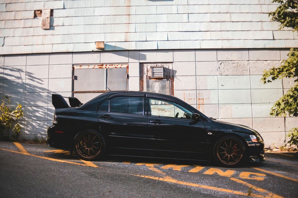 วิธีจอดรถบนทางลาดชันที่ถูกต้อง