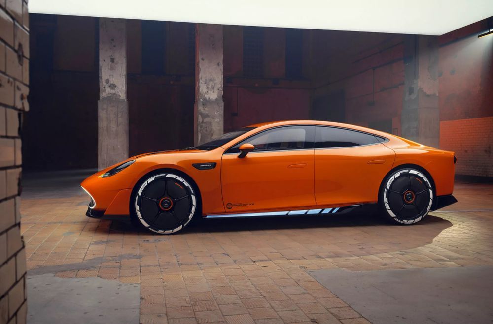 Mercedes-AMG GT XX ด้านข้าง