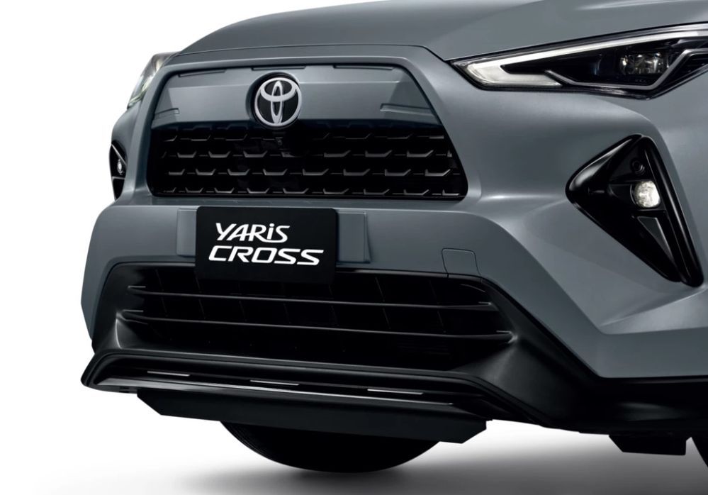 YARIS CROSS NIGHTSHADE 2025-2026 กระจังหน้า