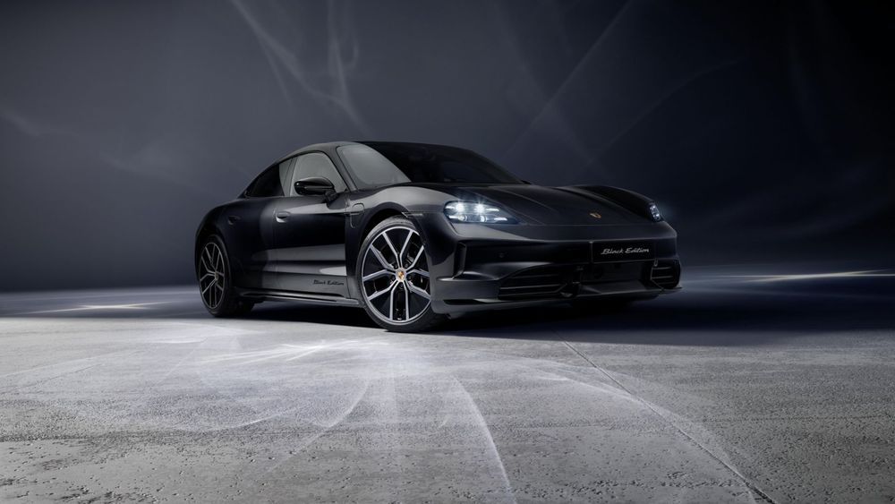 Porsche Taycan Black Edition โฉมใหม่ ปี 2026
