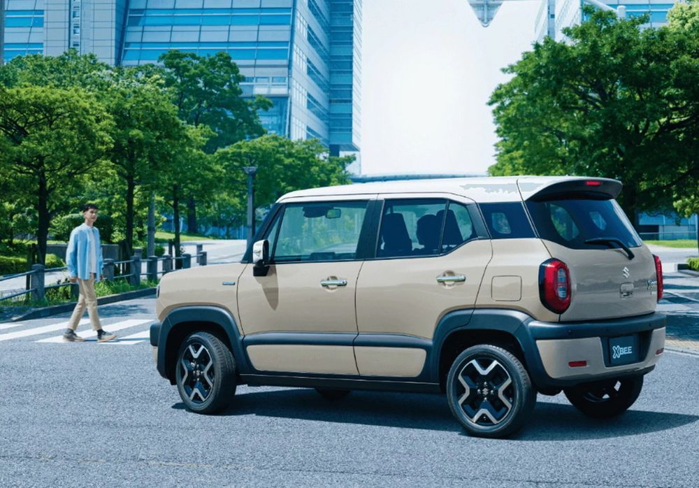 Suzuki XBee Minorchange ด้านข้าง