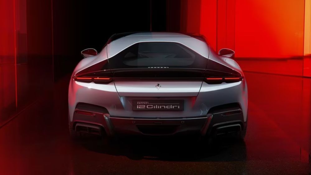 การออกแบบของ Ferrari 12Cilindri