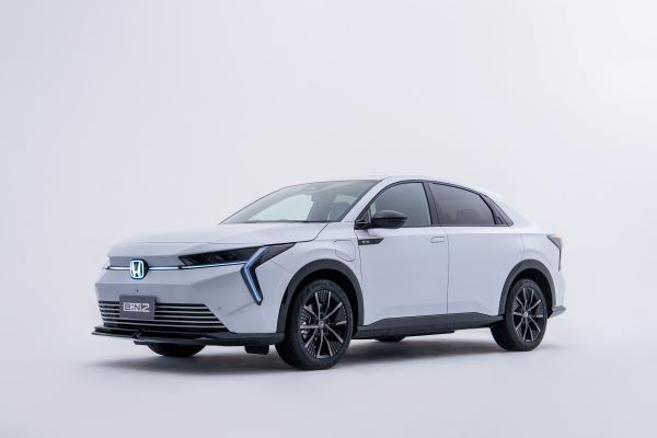 Honda eN2 รถยนต์ไฟฟ้า