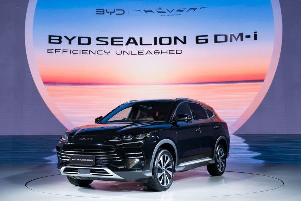 BYD SEALION 6 DM-i Super Hybrid 2024-2025 ด้านหน้า