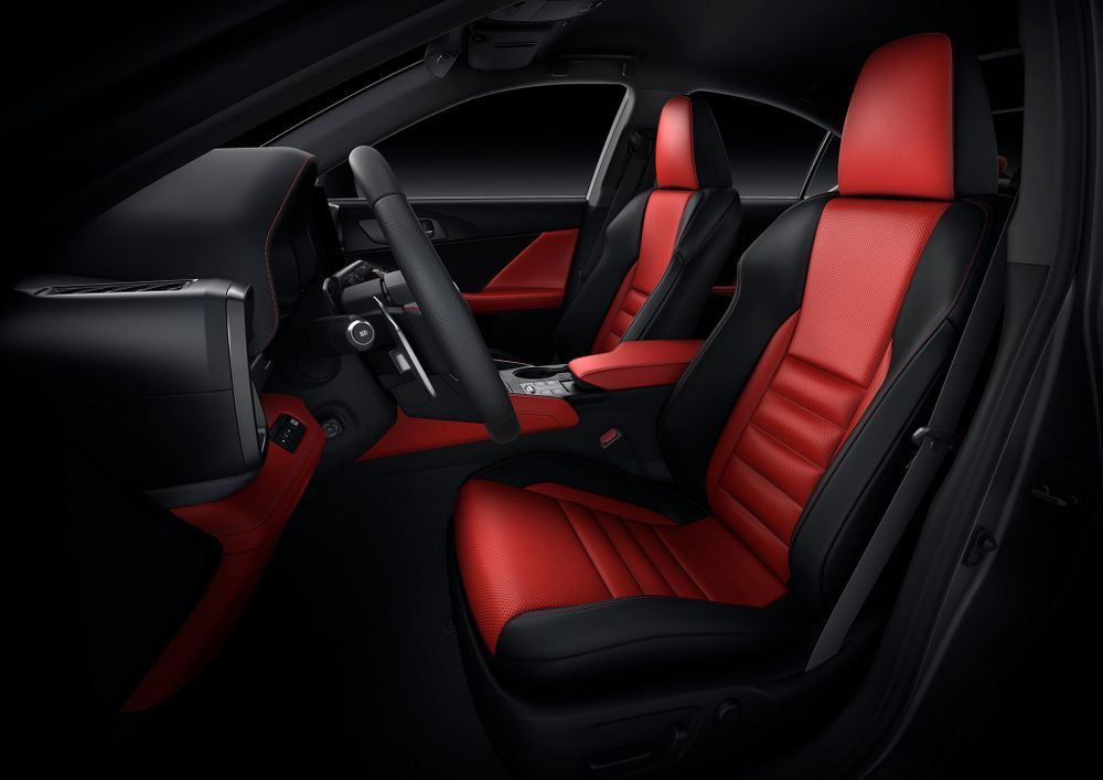 Lexus IS 2026