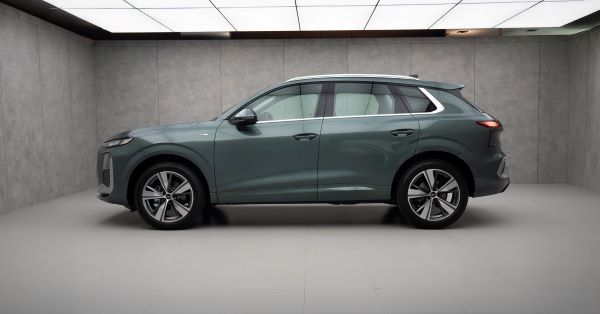 The all-new Audi Q3 SUV และ Sportback ภายนอก